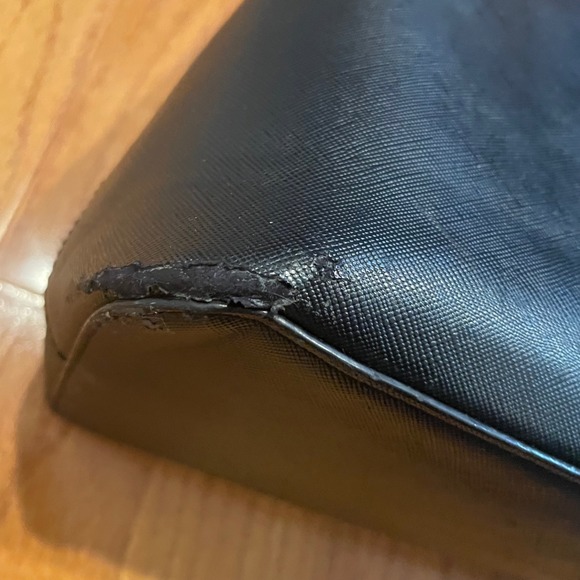 Betsey Johnson‎ Black Faux Leather Tote Bag with Patent Bows - Picture 11 of 16